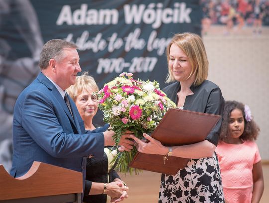 Adam Wójcik patronem Hali Sportowo- Widowiskowej w Kobierzycach