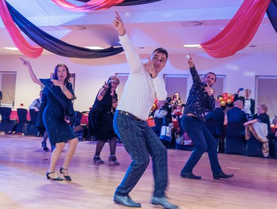 Hollywood w Bielanach - Bal Seniora, który zachwycił blaskiem!