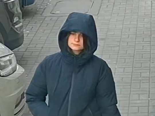 Policja poszukuje młodej kobiety. Prawdopodobnie to nożowniczka ze Sztabowej