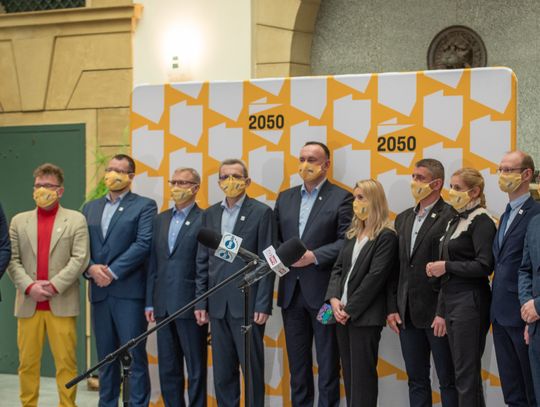 Trójka kobierzyckich radnych w Polsce 2050 Szymona Hołowni