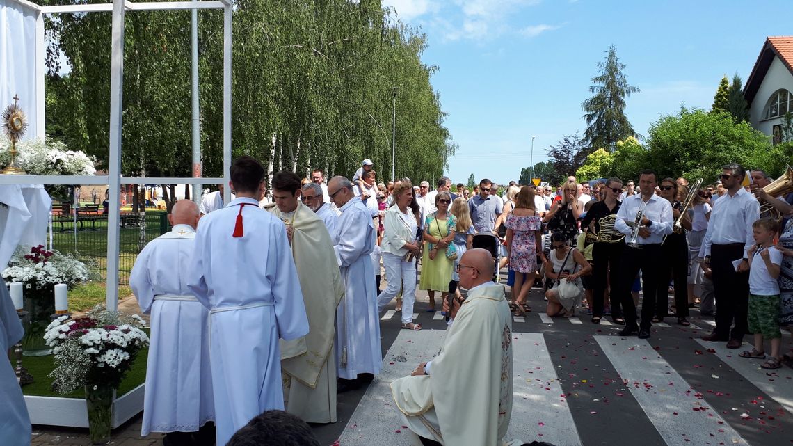 Boże Ciało. Procesja w Bielanach Wrocławskich