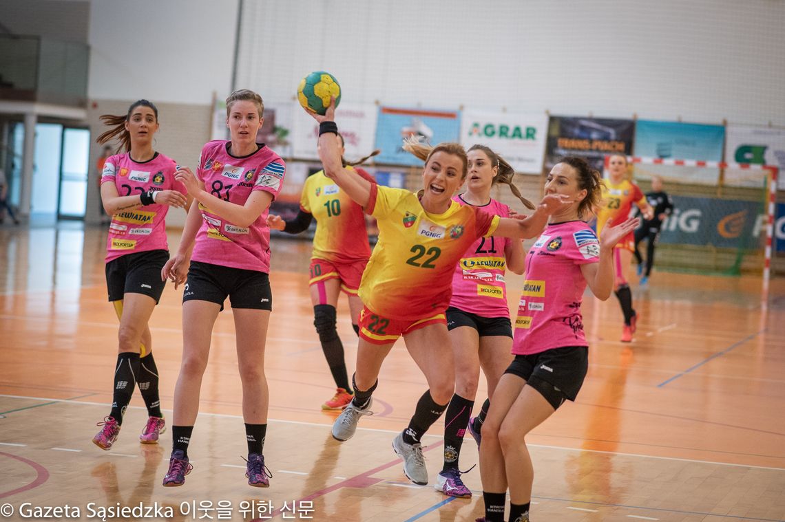 KPR vs Kielce. Przez chwilę pachniało niespodzianką. Ostatecznie „Kobierki” górą w meczu z Koroną Handball Kielce