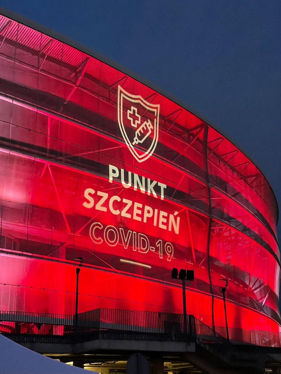 Stadion Wrocław największym w Polsce samochodowym punktem szczepień